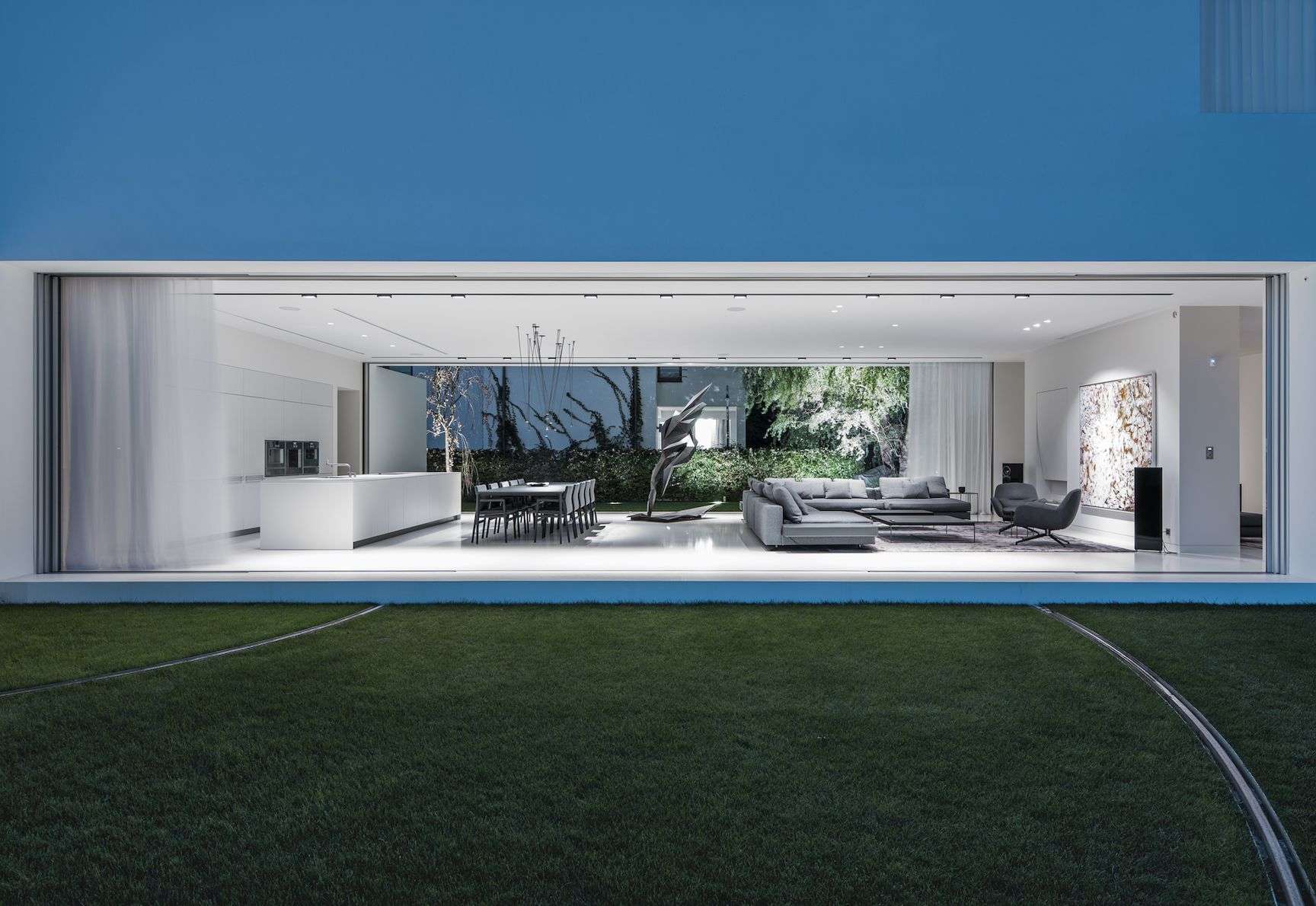 Dom, którego taras podąża za słońcem. Projekt katowickiego biura architektonicznego zachwycił świat