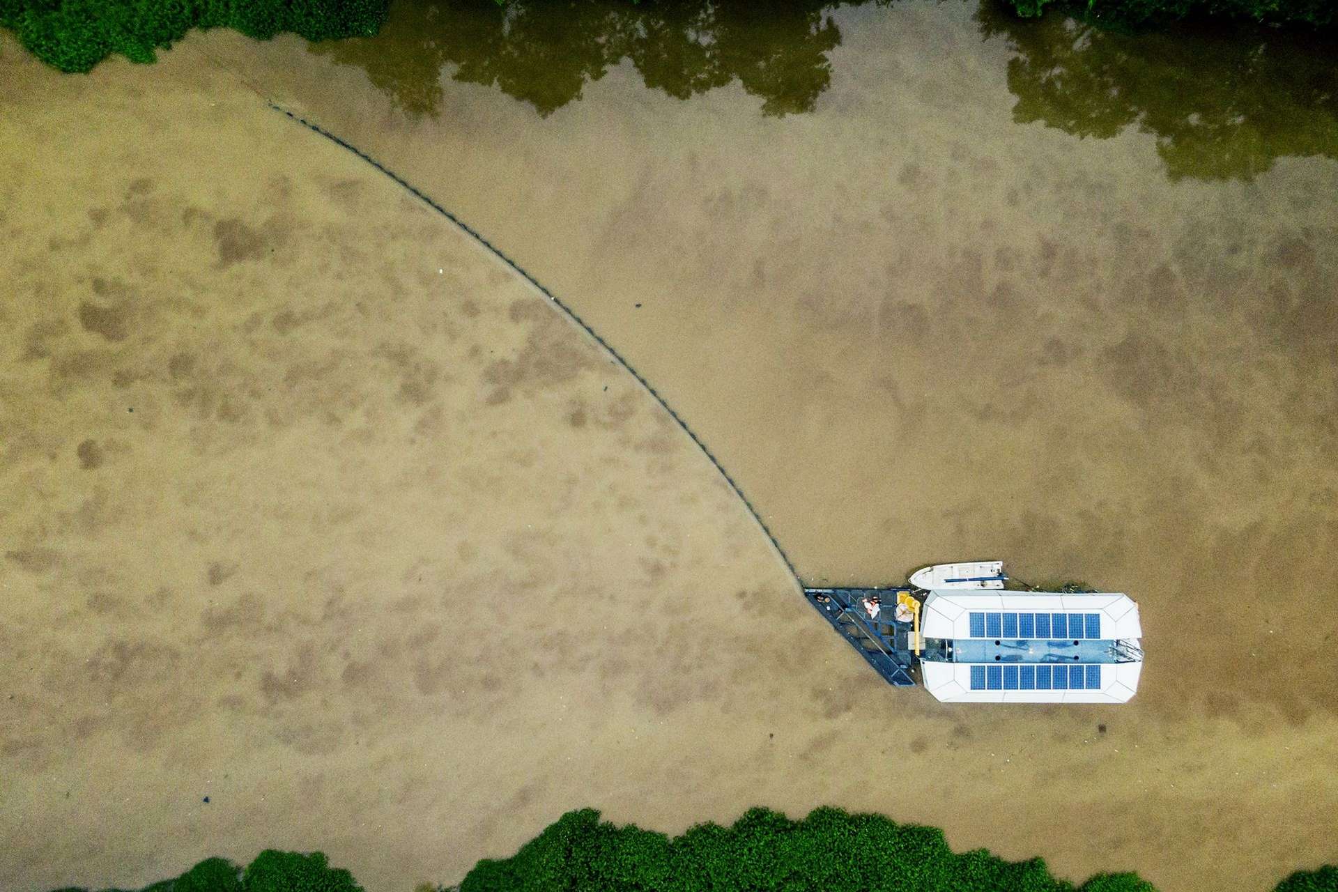 Powstały pływające pochłaniacze plastiku. Mają oczyścić tysiąc najbrudniejszych rzek świata do 2025 roku