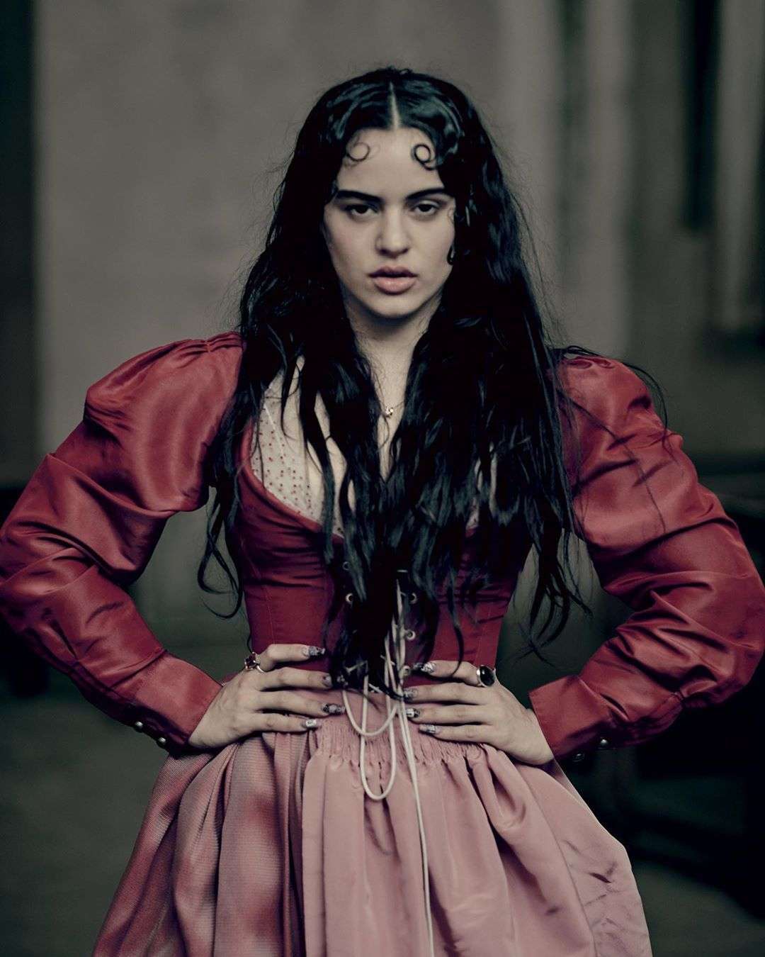 Emma Watson, Rosalía i Kristen Stewart w inspirowanym "Romeo i Julią" kalendarzu Pirelli na 2020 rok