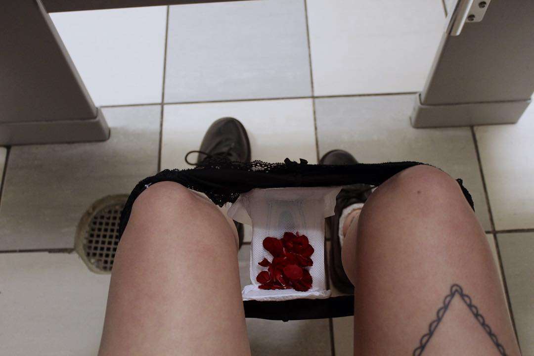 Polska marka wprowadza dni wolne od pracy dla dziewczyn podczas okresu