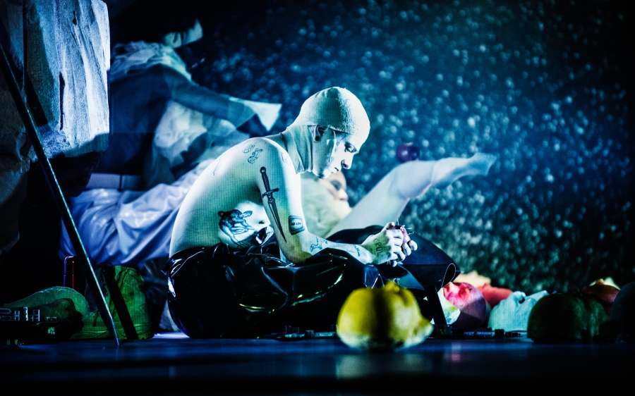 „Boska komedia” Garbaczewskiego jako medytacja VR na żywo. Kultowy spektakl zobaczymy online