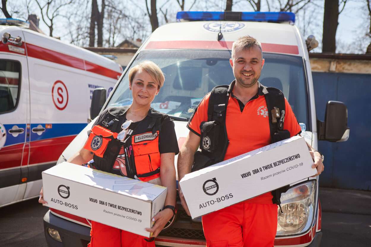 Dealerzy Volvo pomagają w walce z koronawirusem