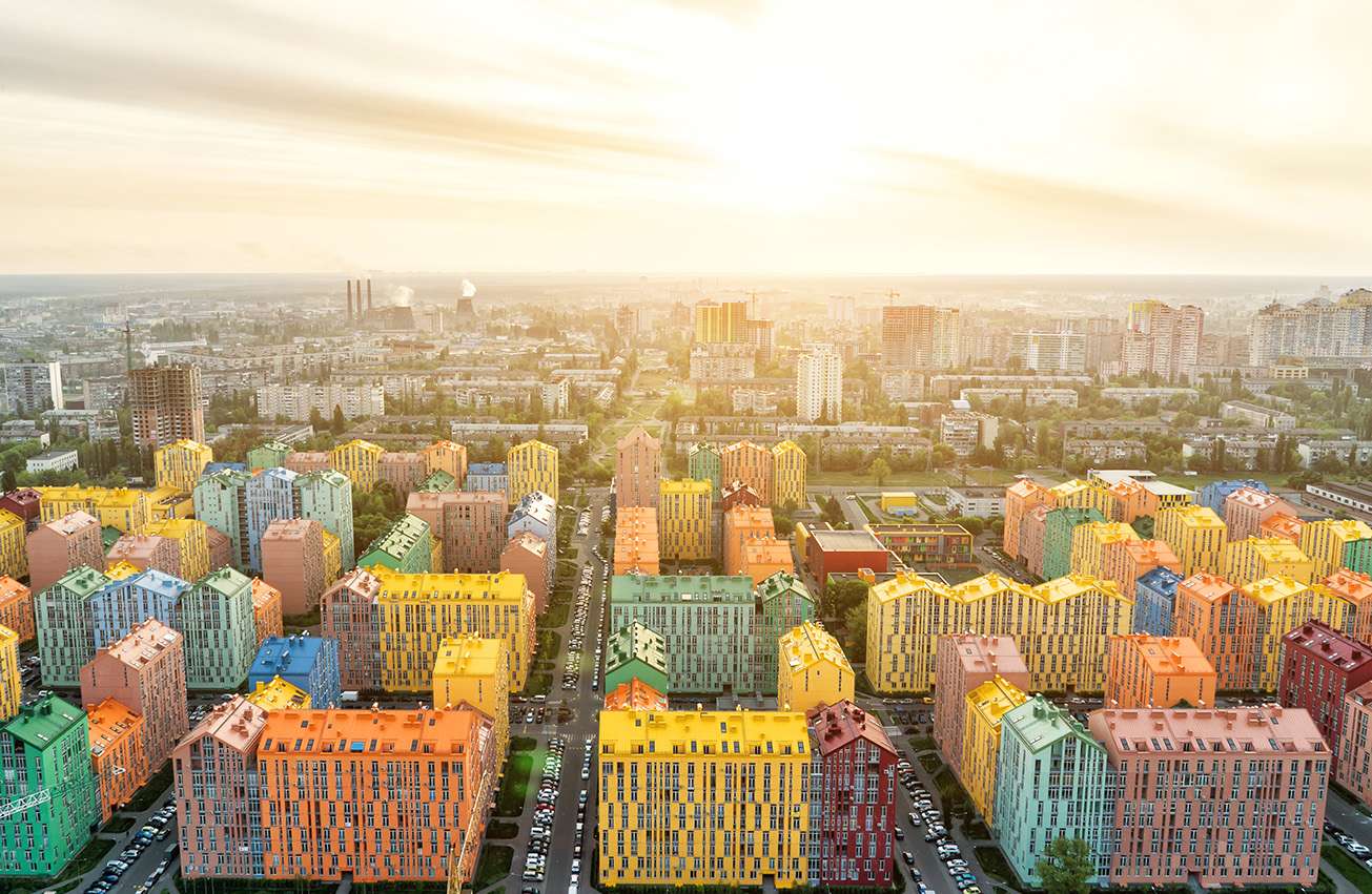 Kolorowe osiedle w Kijowie wygląda jak z klocków LEGO [zdjęcia]