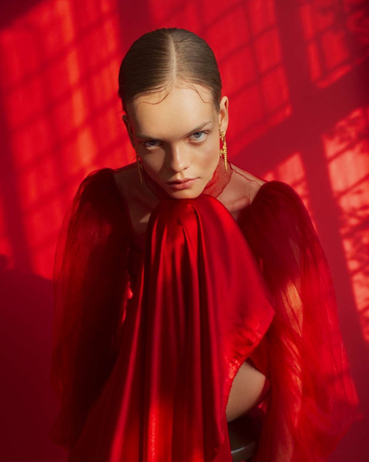 Świeżość i kobiecość, czyli dużo dobra od młodych projektantek w sesji modowej Olki Van