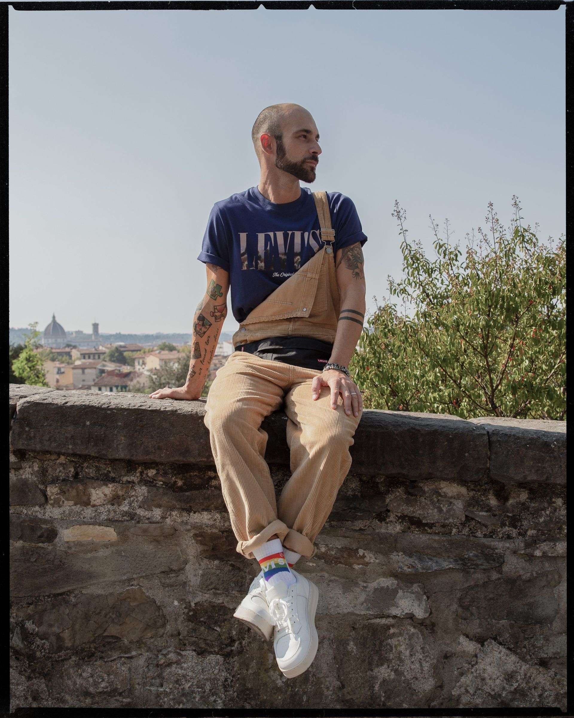 Levi's wypuszcza kolekcję agenderową. Twarzami są pracownicy firmy reprezentujący społeczność LGBT+ i jej sojusznicy