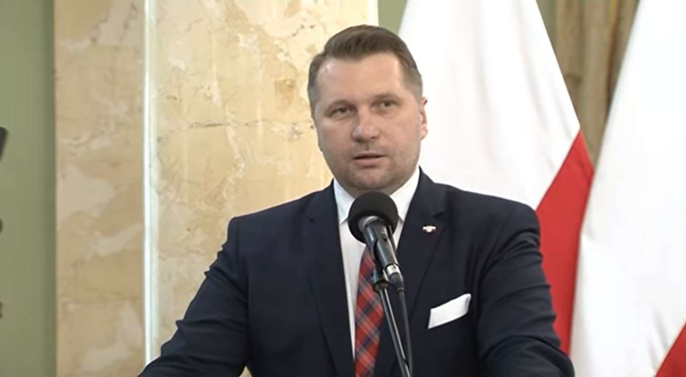 Minister Czarnek chce uczyć seksualności w zgodzie z naukami Jana Pawła II