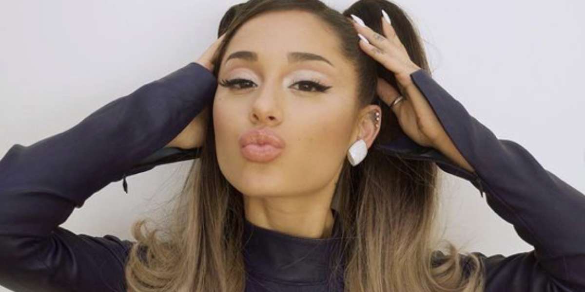 Ariana Grande przekazała 2 miliony dolarów na terapię dla fanów