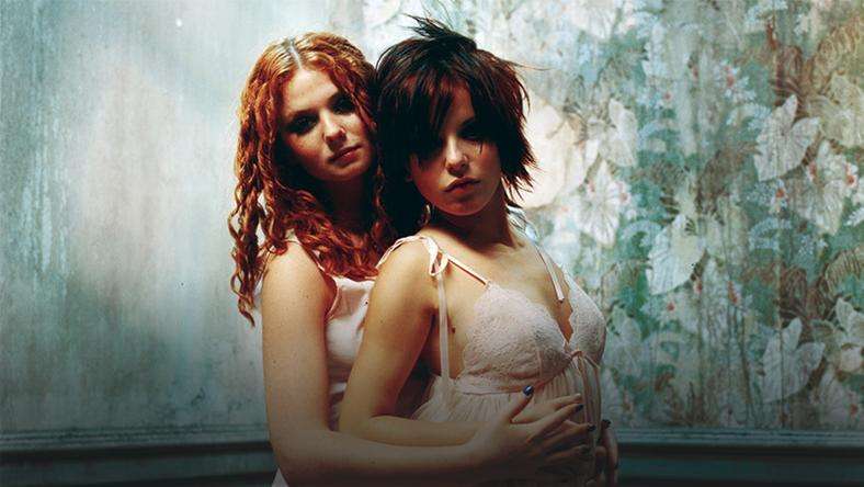 t.A.T.u. powrócą na scenę. Rosyjski zespół był ikoną LGBT+, ale czy słusznie?