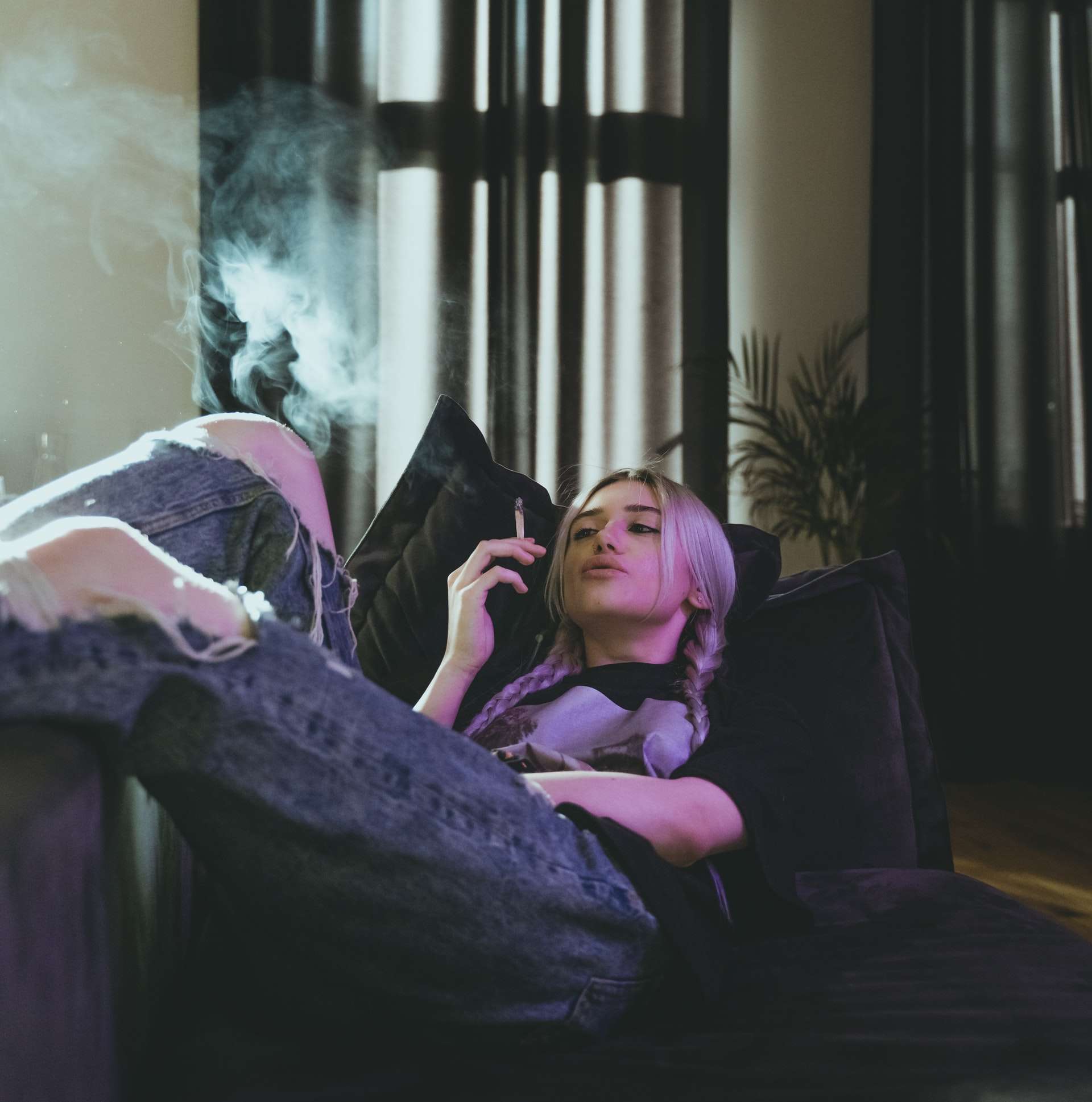 Uber Eats ogłosił, że oprócz jedzenia umożliwi zamówienie marihuany