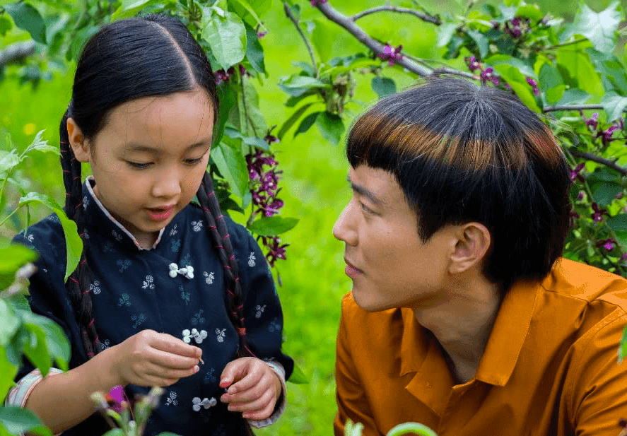 "Yang" - bajki robota w solarpunkowym świecie niedalekiej przyszłości [recenzja]