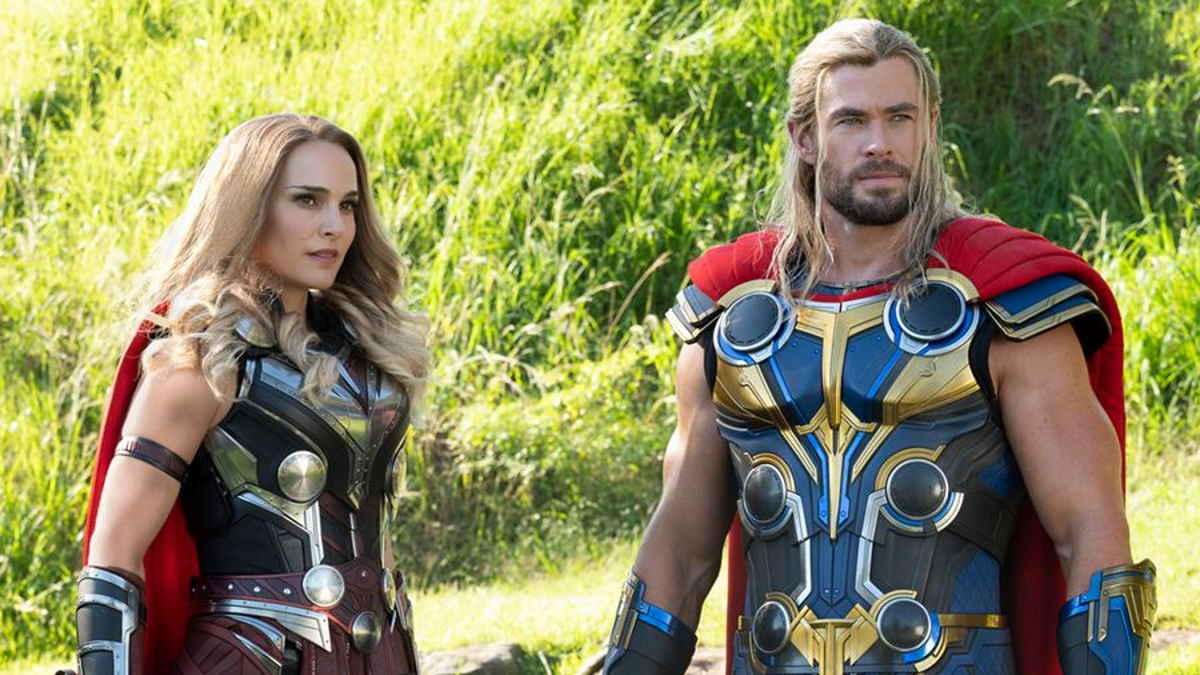 Chris Hemsworth nie jadł mięsa przed pocałunkiem z weganką Natalie Portman