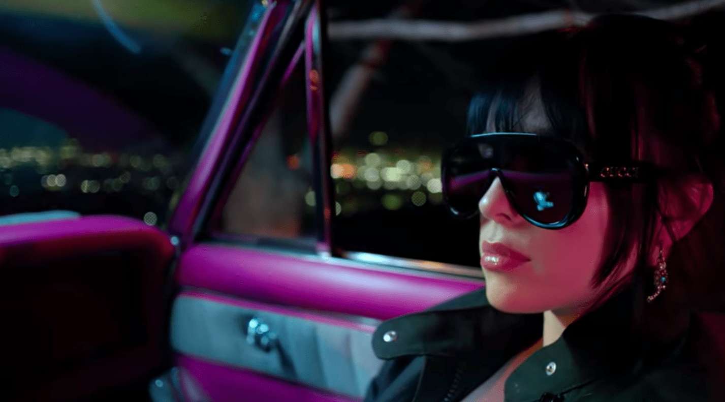 Billie Eilish w nowej kampanii okularów przeciwsłonecznych Gucci