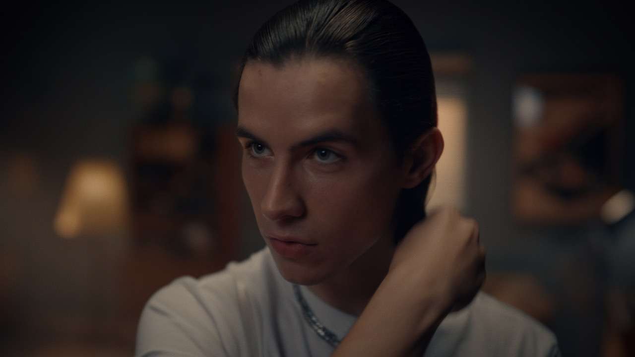 Hello eighties! Zaliczamy powrót do przeszłości z kultowymi koszykarskimi sneakersami