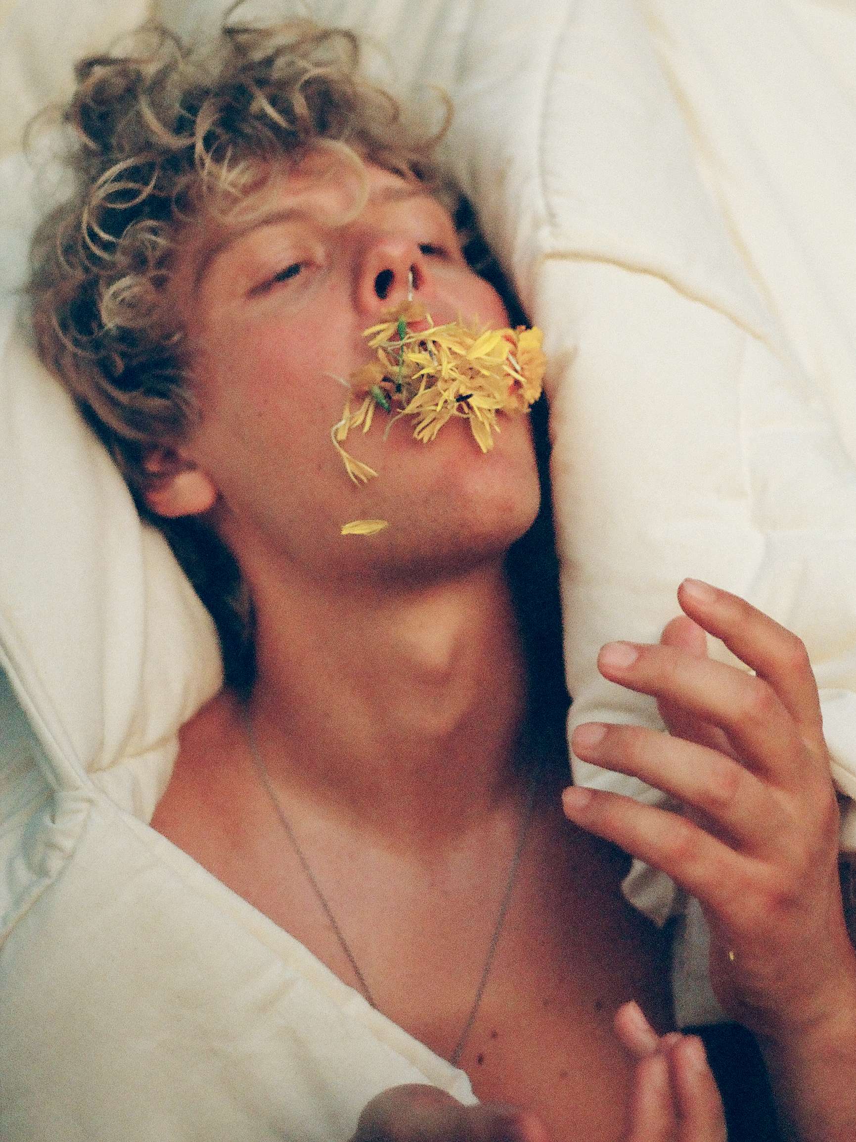 [Z archiwum K MAG] Jakub Gierszał, jeden z najbardziej rozchwytywanych młodych aktorów [wywiad i sesja]