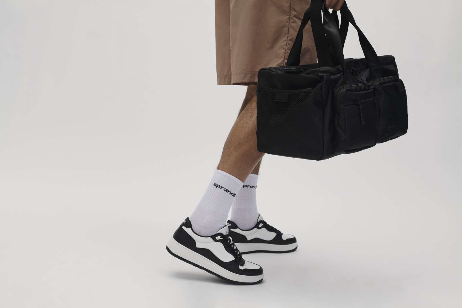 Majówka za pasem. Planujesz wyjazd w góry, wypad nad morze, a może pragniesz zgłębić nowe zakątki własnego miasta?