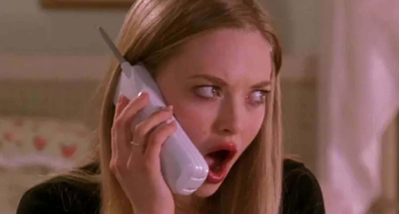 Polacy dostają tajemnicze smsy: „Głosuj na PiS!”. O co chodzi?