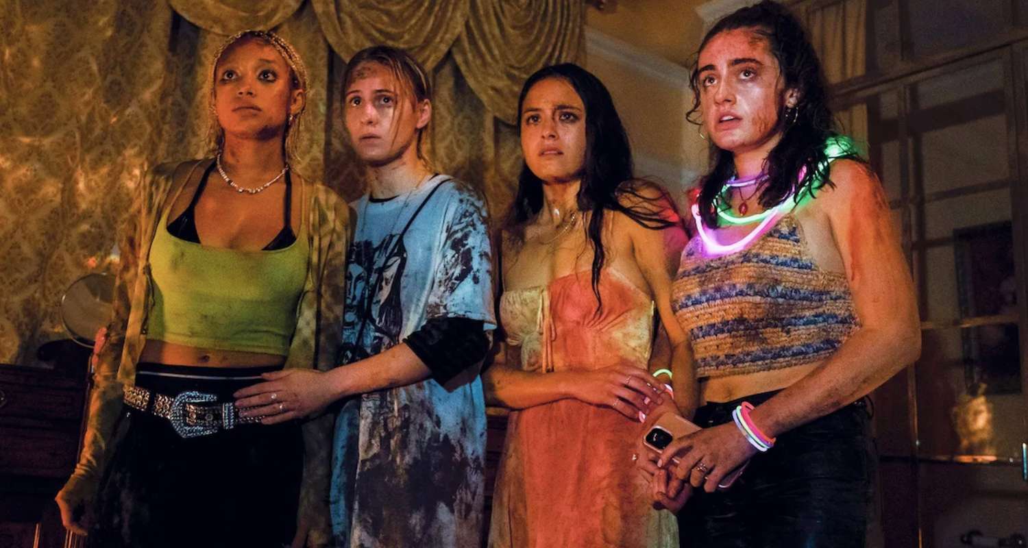 11 przerażających i pomysłowych horrorów, które znajdziecie na platformach streamingowych