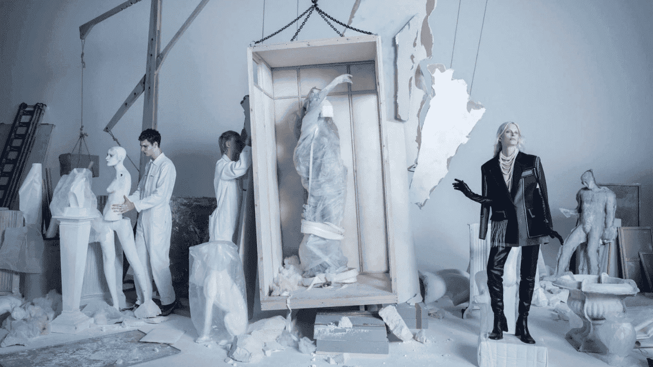 Skrytykowana przez internautów Zara, usuwa kontrowersyjną kampanię ze strony internetowej