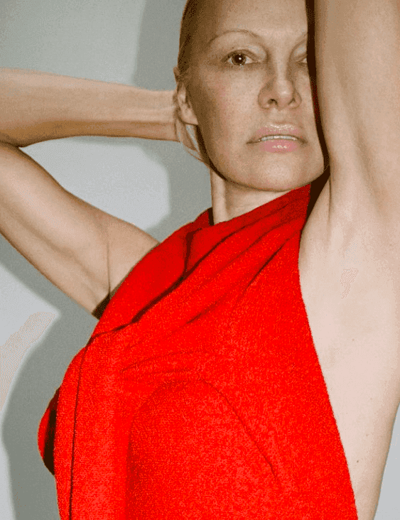 Pamela Anderson zachwyca świat w niezwykłej kampanii Proenza Schouler