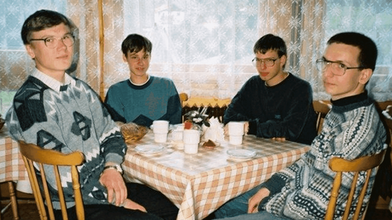 Co robi informatyk z kultowego mema? Znamy odpowiedź!