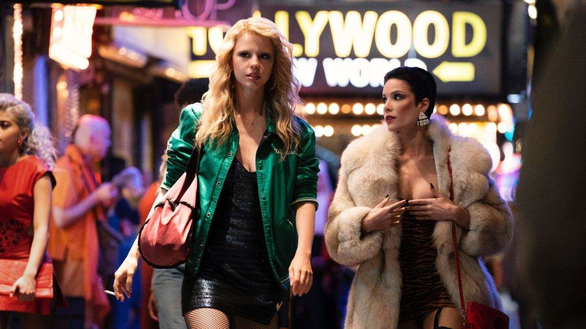 Mia Goth i Halsey błyszczą w seksownym i krwawym zwiastunie „MaXXXine” od studia A24