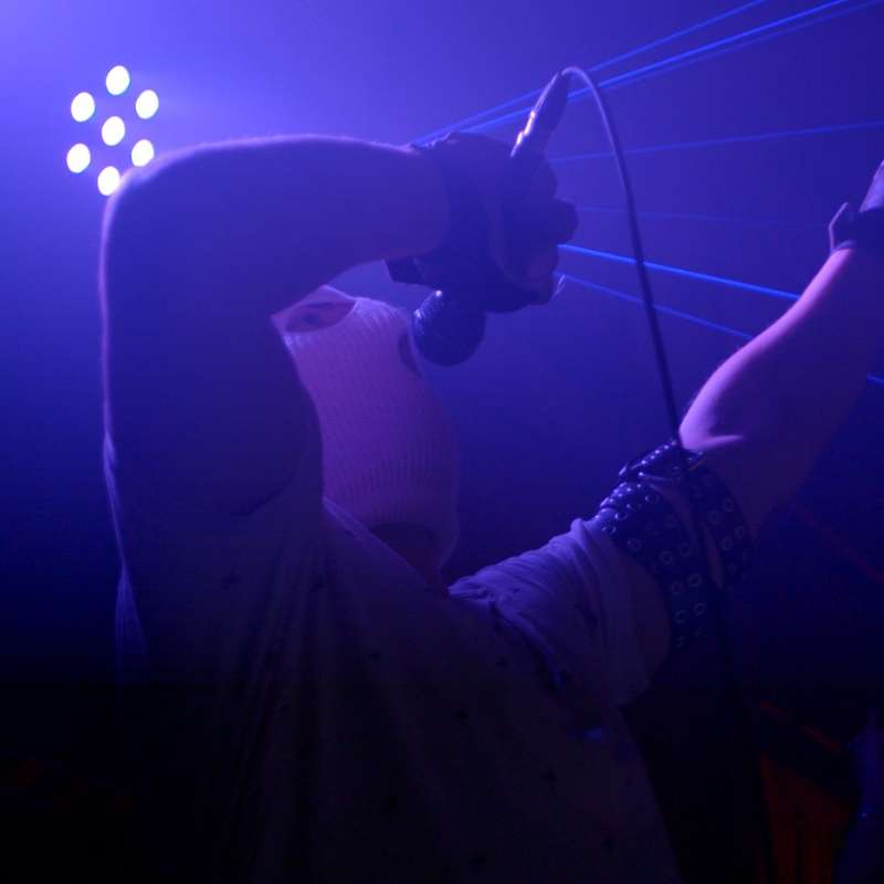 Co łączy Wybickiego i Manieczki? Rozmawiamy z twórcami filmu „Rave” – Dawidem Nickelem i Łukaszem Rondudą