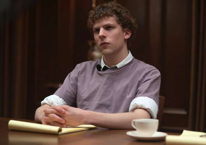 Jesse Eisenberg chce zostać Polakiem – czeka na przyznanie obywatelstwa