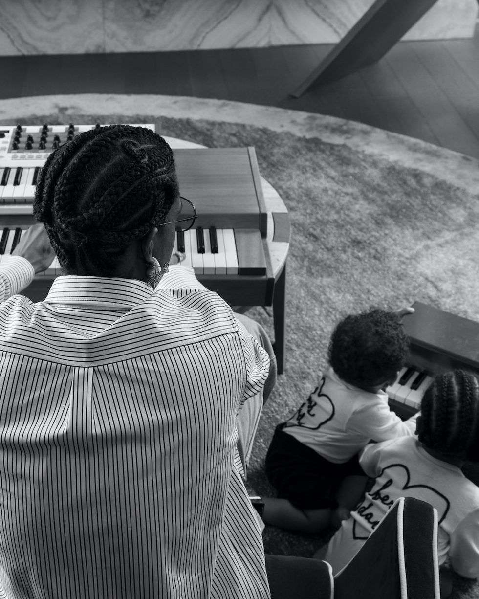 A$AP Rocky z dwójką synów w urzekającej kampanii Bottegi Venety z okazji Dnia Ojca