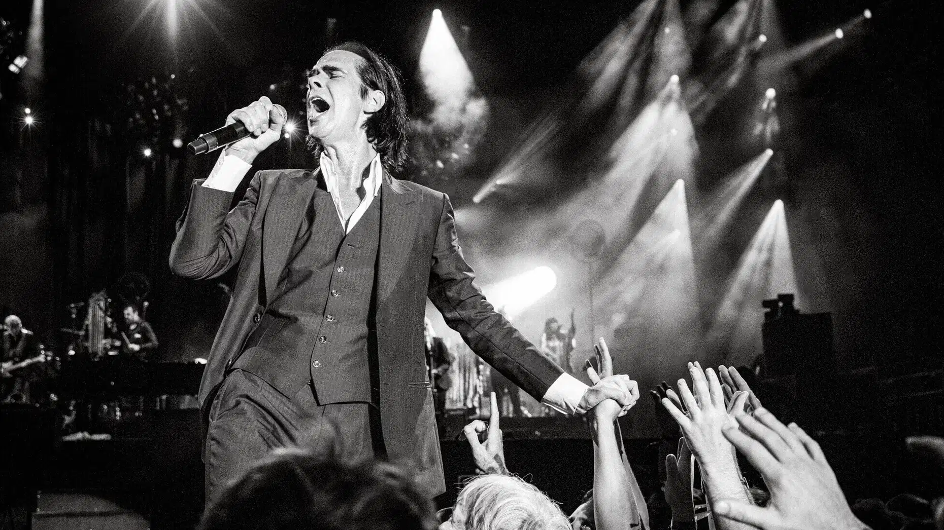 Nick Cave na ulicach Łodzi. Dzisiaj koncert w Krakowie