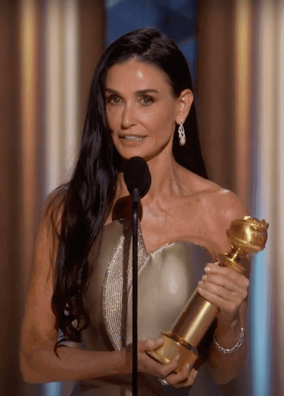 Złote Globy 2025 – wyniki. Wśród zwycięzców Demi Moore, film z Seleną Gomez i „Reniferek”