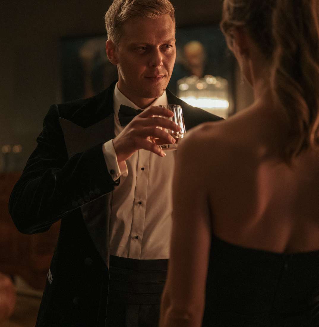 Jakub Gierszał jest wybitny jako Langer i dla niego warto ten serial obejrzeć [RECENZJA]