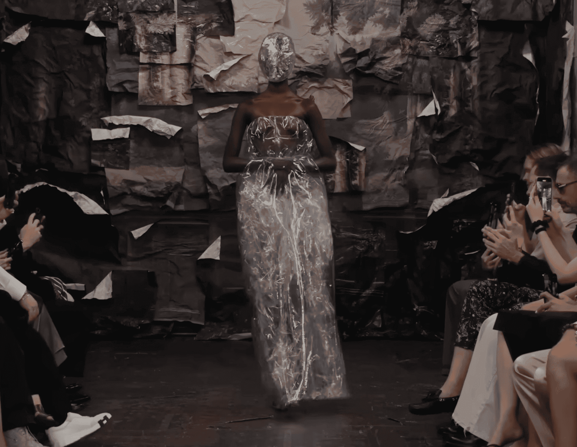 Tożsamość w dekonstrukcji. Margiela w rękach Glenna Martensa. Powrót do starego DNA?