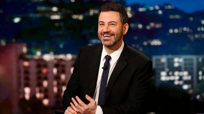 ABC zawiesza „Jimmy Kimmel Live!". Czy to koniec wolnych mediów w Stanach?