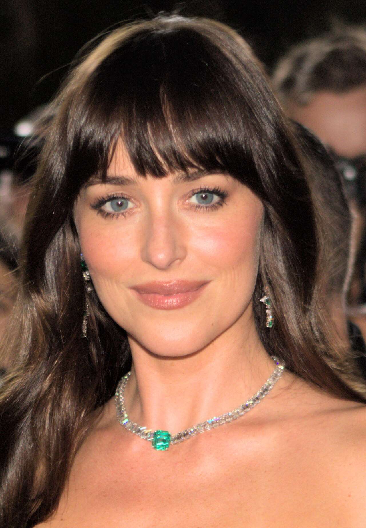 Jessica Alba i Charli XCX w jednym filmie. Debiut reżyserski Dakoty Johnson