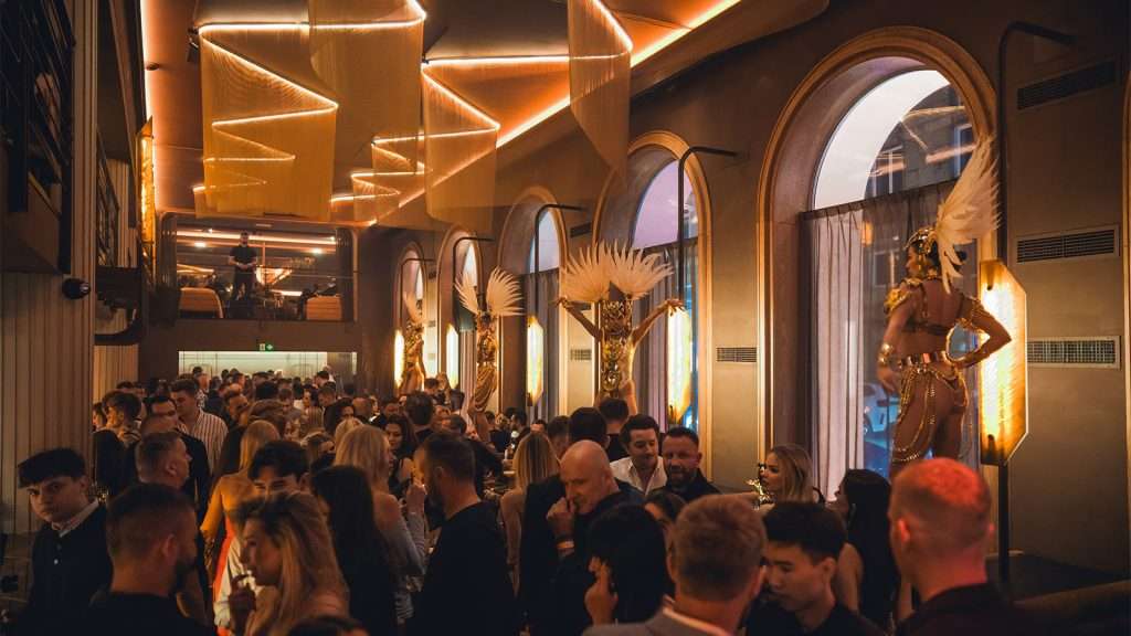 Warszawa nocą. Nowe imprezowe miejsce w stolicy