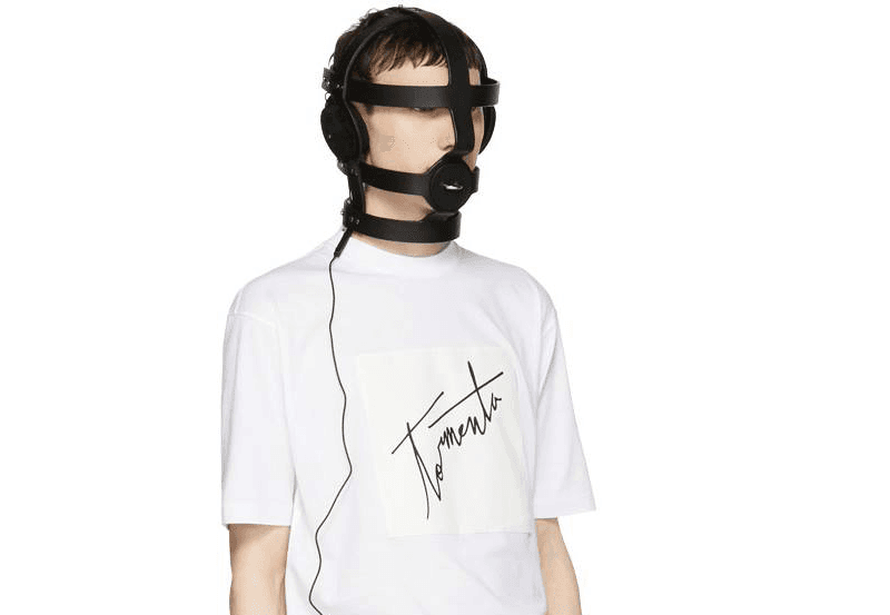 Jeden z naszych ulubionych muzyków zaprojektował ubrania dla Prady oraz słuchawki rodem z filmu BDSM