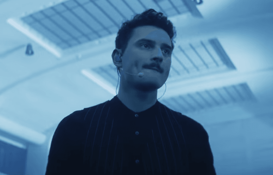 Podsiadło, Kortez i Zalewski coverują Maanam w hołdzie Korze [wideo]