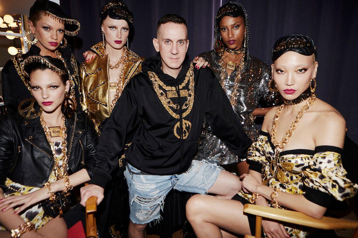 Mamy pełny lookbook kolekcji Moschino x H&M. Dużo złota i Myszki Miki