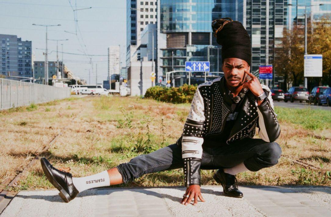 Mieszkający w Warszawie nowojorski raper wydał nowy, energetyczny singiel
