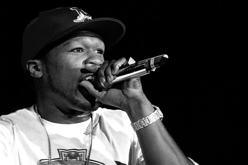 50 Cent wykupił 200 biletów w pierwszych rzędach na koncert rywala, aby pozostały puste