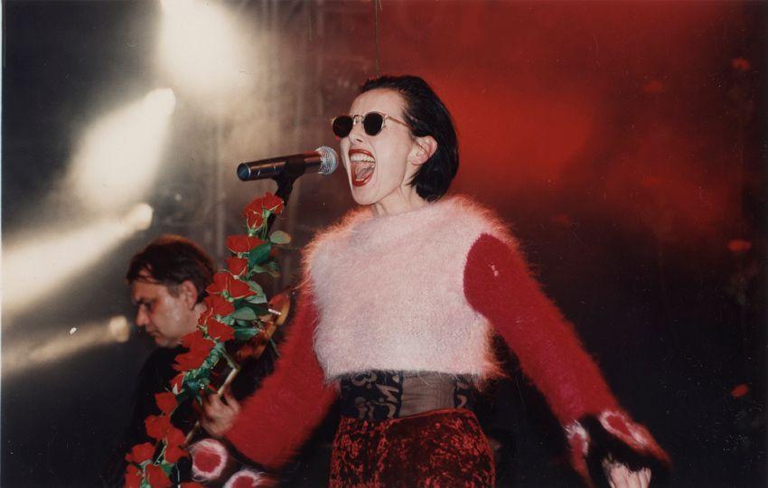 Polska scena muzyczna lat 80. i 90. na wystawie zdjęć słynnego fotografa