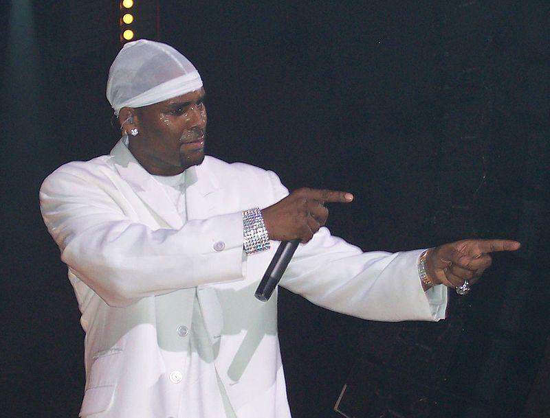 R. Kelly nie potrafi czytać. Tak przynajmniej twierdzi jego prawnik