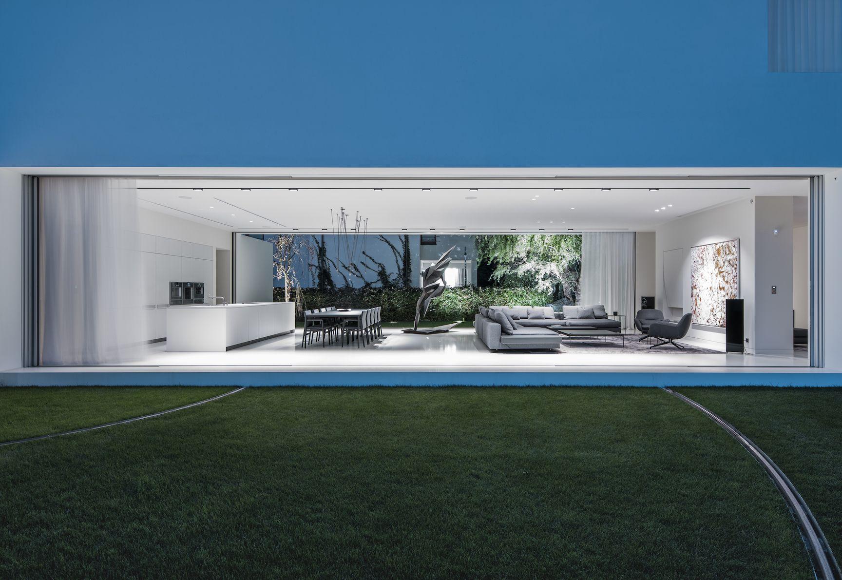 Dom, którego taras podąża za słońcem. Projekt katowickiego biura architektonicznego zachwycił świat