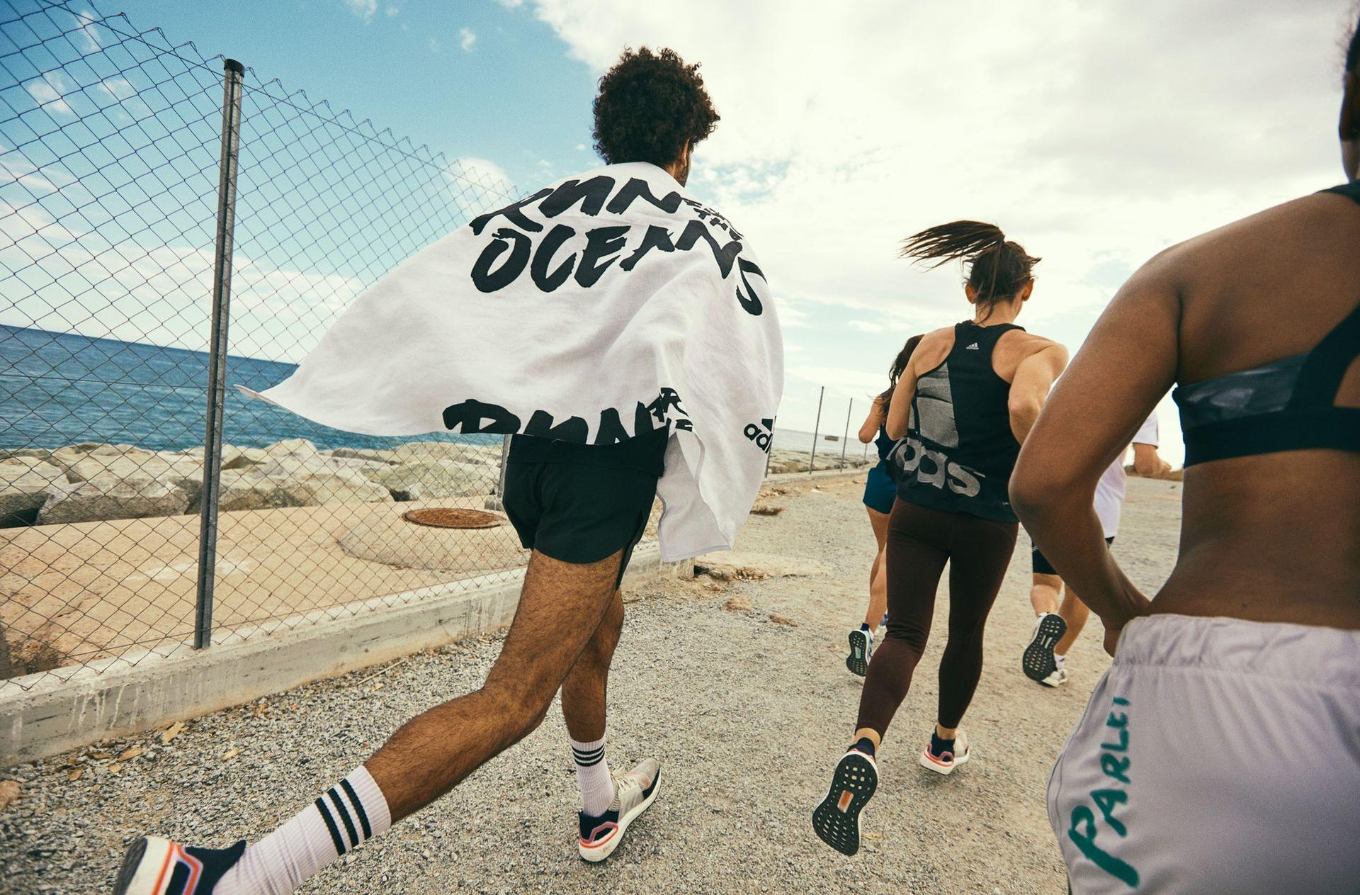 Adidas płaci 1 dolara za każdy przebiegnięty kilometr na rzecz walki z zanieczyszczaniem wód plastikiem