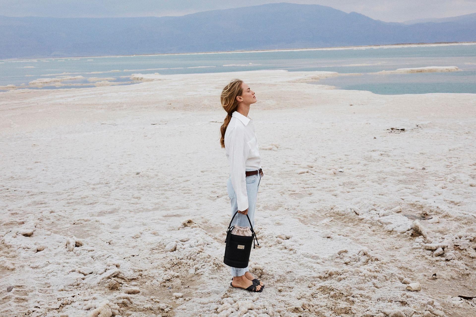 Torebki ze skóry jabłek i ananasa. Aleksandra Kościkiewicz sprzedaje swoje wyroby w trzynastu butikach w różnych częściach globu