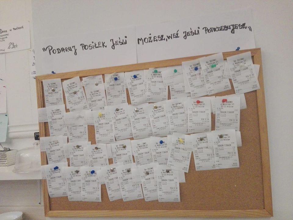 Bar we Wrocławiu oferuje możliwość "zawieszenia" posiłku dla potrzebujących. Inne lokale poszły za tym przykładem