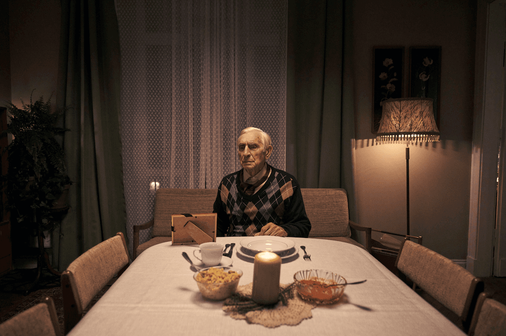 Święta to smutny okres dla samotnych seniorów. Akcja Podaruj Wigilię może to zmienić