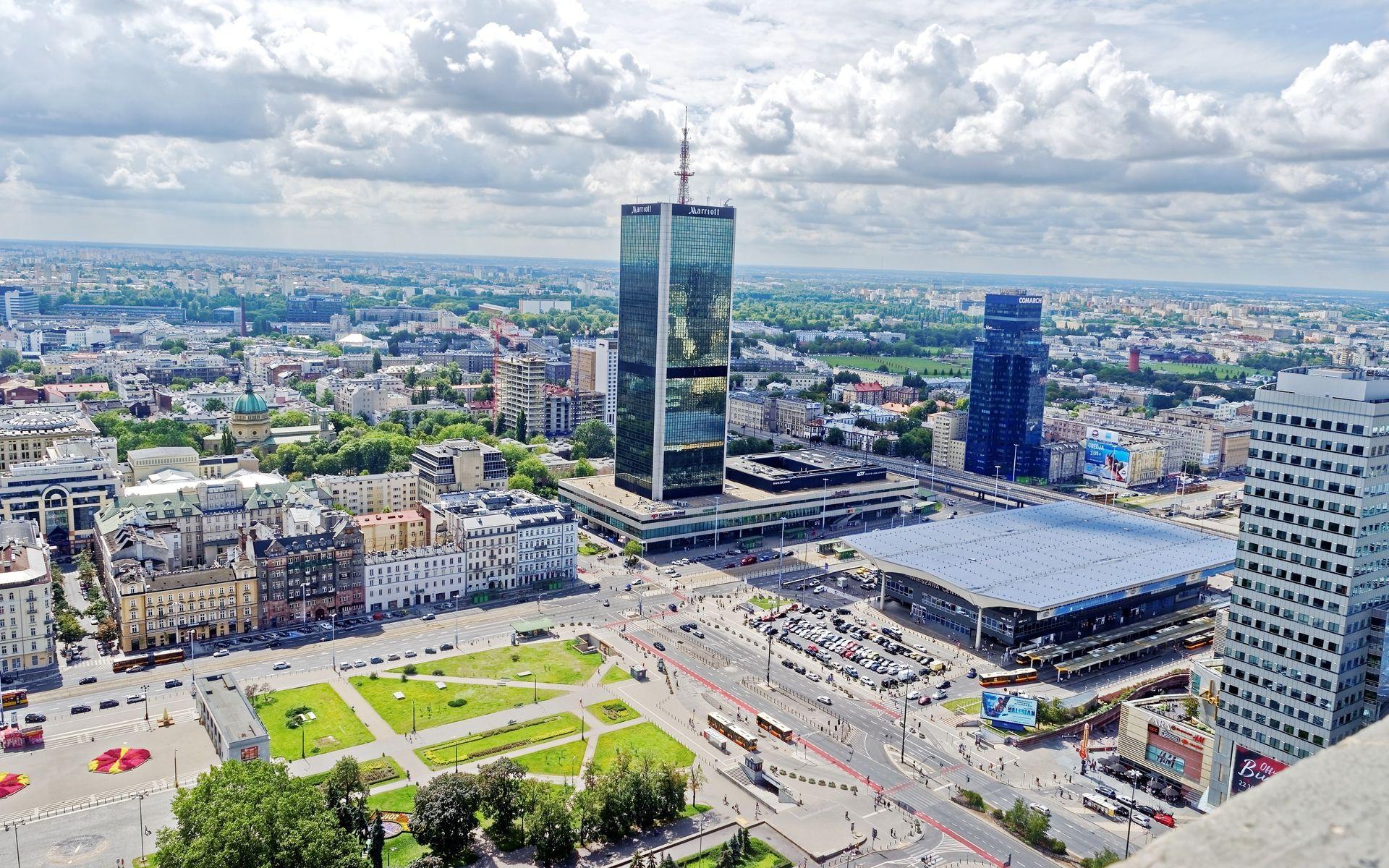 Warszawa z uchwałą krajobrazową. To koniec reklam zaśmiecających miasto