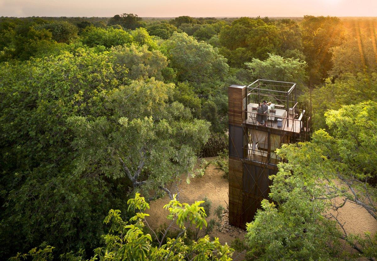 Dom na wyłącznosć wśród dzikich terenów Afryki