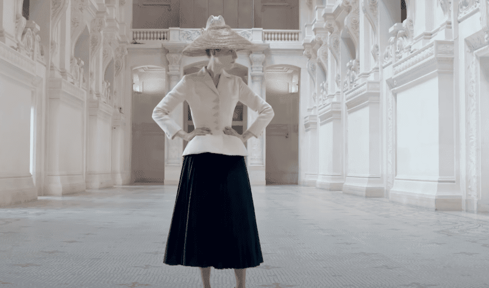 Wystawa "Christian Dior: Designer of Dreams" dostępna z domu